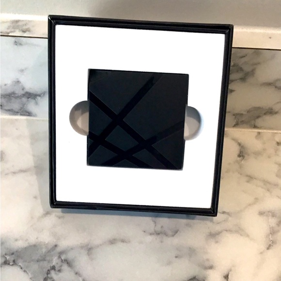 Schmidt Spiele Wireless CarPlay Adapter - Picture 4 of 5